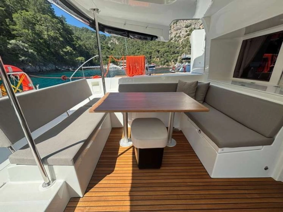 BENETEAU LAGOON 450F LAGOON 450F de segunda mano en venta