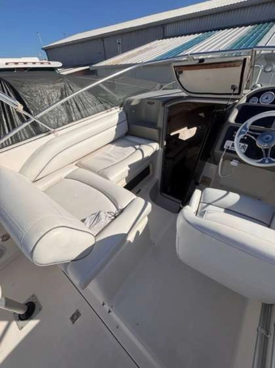 Bayliner 2355 CIERA usado à venda