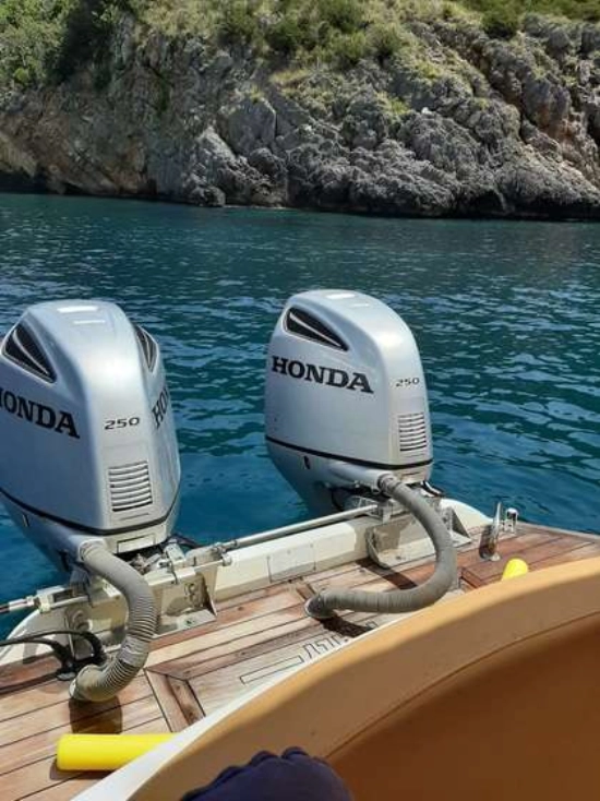 Custom FLY BOAT DAITAN 33 usata in vendita