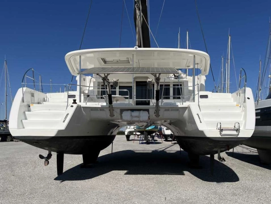 Lagoon 450 f usado à venda