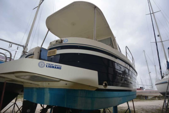 sas vektor adria vektor 1002 de segunda mano en venta