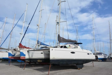 Fountaine Pajot Lavezzi 40