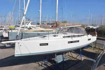 Jeanneau Sun Odyssey 410 usado à venda