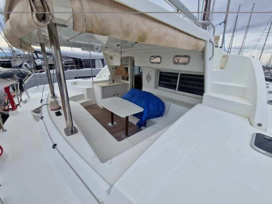 Lagoon 440 usata in vendita