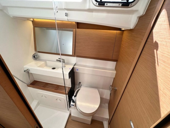 Jeanneau Sun Odyssey 440 usado à venda
