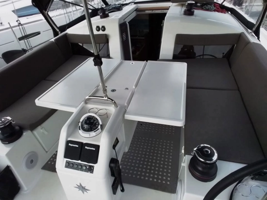 Jeanneau Sun Odyssey 440 usado à venda