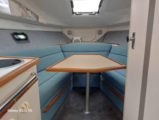 Bayliner CIERA 2655 usado à venda