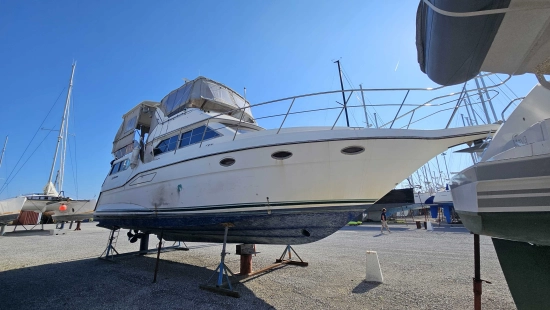 CRUISERS YACHTS 3850 AFT de segunda mano en venta
