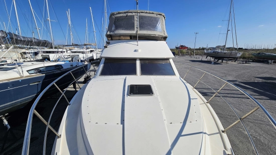 CRUISERS YACHTS 3850 AFT de segunda mano en venta