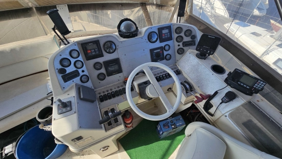 CRUISERS YACHTS 3850 AFT de segunda mano en venta