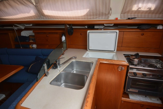 Jeanneau Sun Odyssey 37 usado à venda