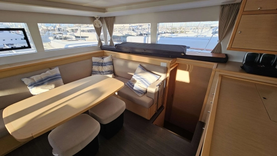 Lagoon 450 F usata in vendita