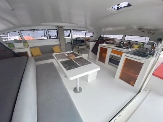 MARSAUDON COMPOSITES LORIENT ORC 42 de segunda mano en venta