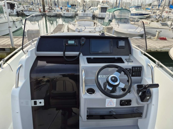 Jeanneau Cap Camarat 7.5 CC SERIE 3 usado à venda