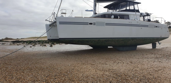 Lagoon 450 F usado à venda