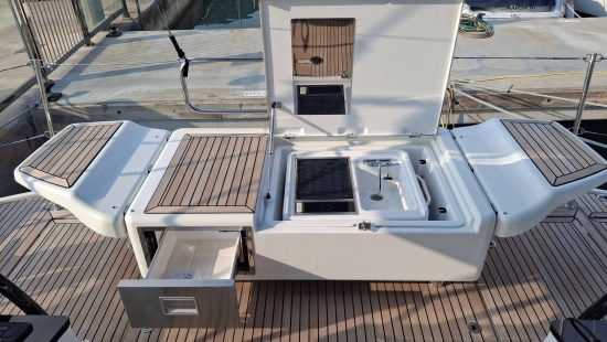 Jeanneau YACHTS 65 usata in vendita
