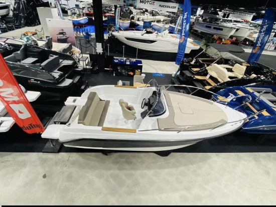 Wake 655 SunDeck nuevo en venta