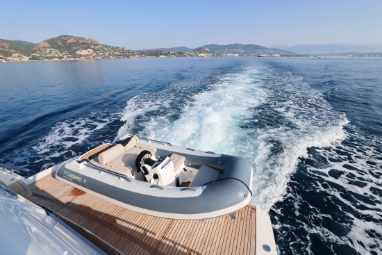 Absolute Navetta 68 usado à venda
