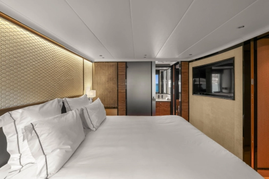 Absolute Navetta 68 usado à venda