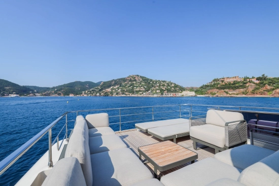 Absolute Navetta 68 usado à venda