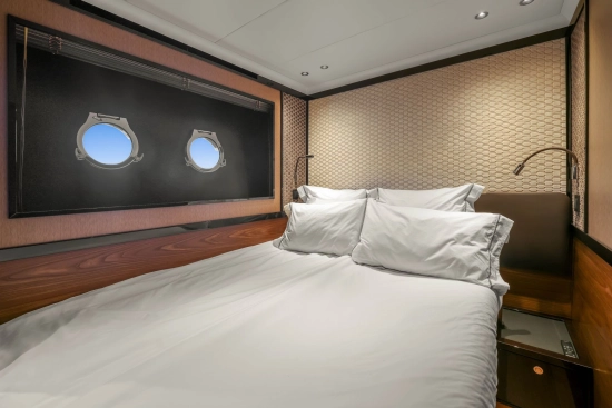 Absolute Navetta 68 usado à venda