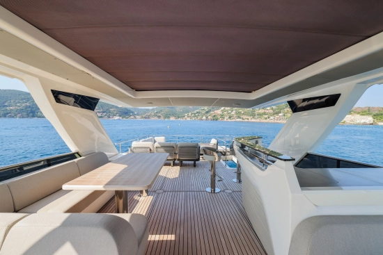 Absolute Navetta 68 usado à venda