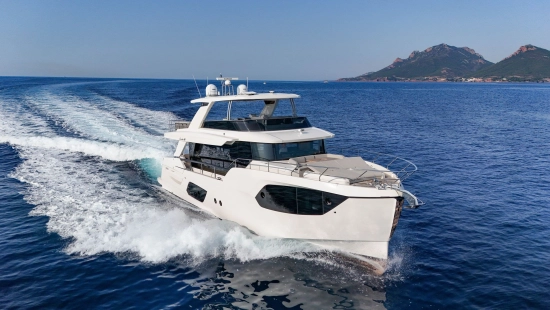 Absolute Navetta 68 usado à venda