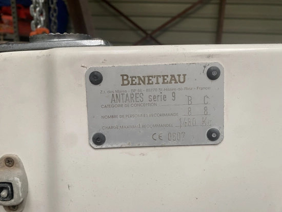 Beneteau Antares 9 de segunda mano en venta