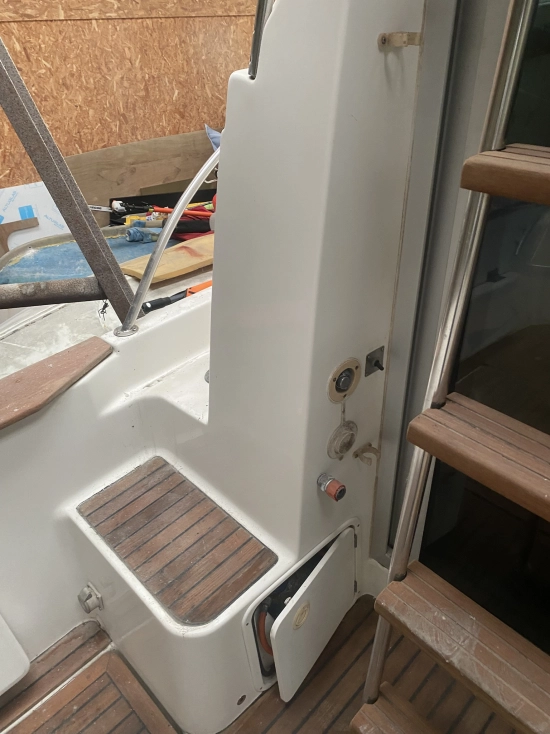 Beneteau Antares 9 de segunda mano en venta