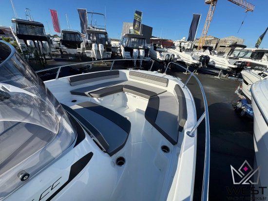 Jeanneau Cap Camarat 6.5 CC 3 nuevo en venta