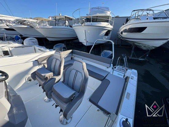 Jeanneau Cap Camarat 6.5 CC 3 nuevo en venta