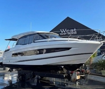 Jeanneau NC 37 nuevo en venta