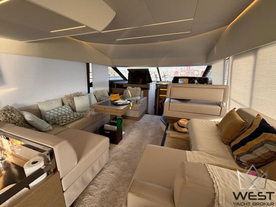 Prestige 520 FLY usata in vendita