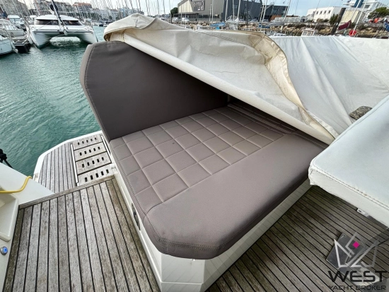 Prestige 520 FLY usata in vendita