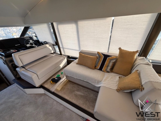 Prestige 520 FLY usata in vendita
