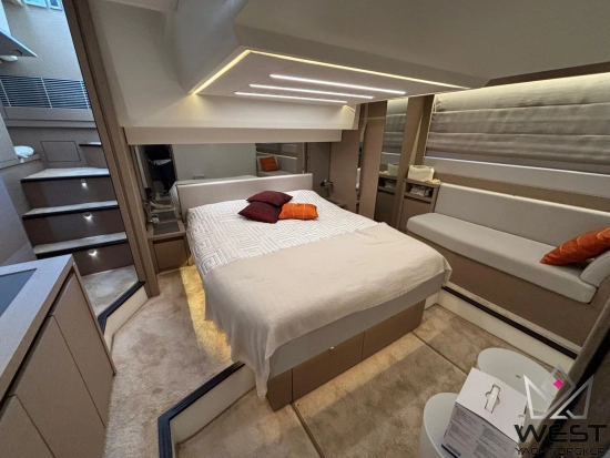 Prestige 520 FLY usata in vendita