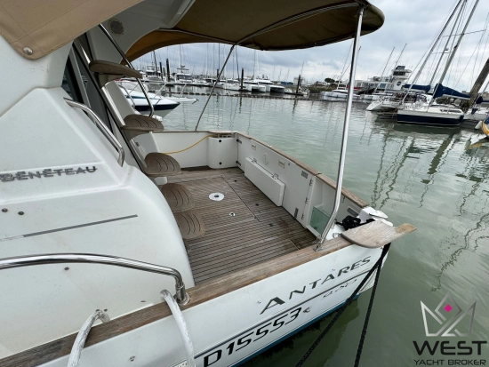 Beneteau Antares 980 usado à venda