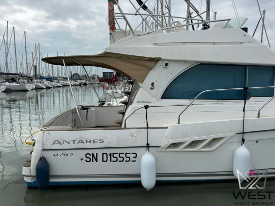Beneteau Antares 980 usado à venda