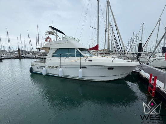 Beneteau Antares 980 usado à venda