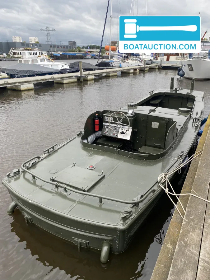 Bridge Erection Boat D27 de segunda mano en venta