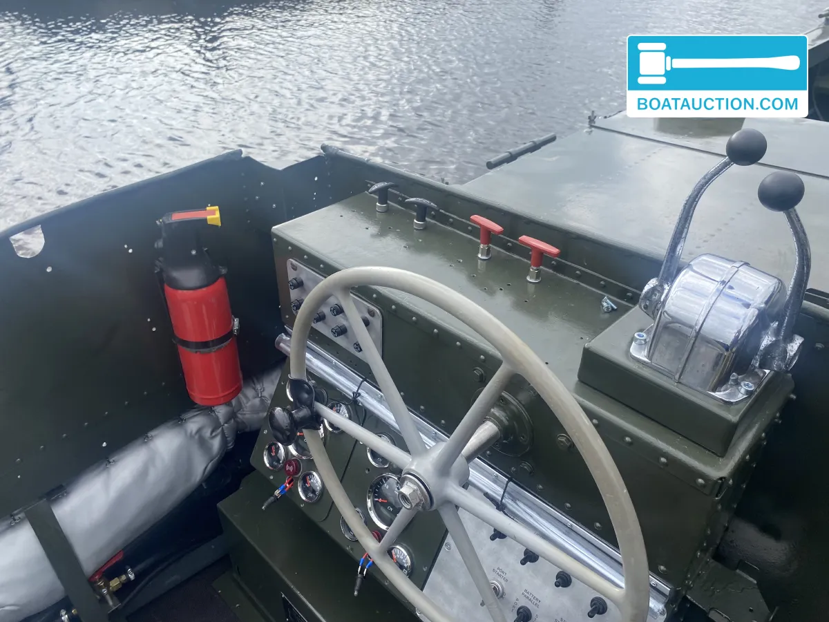 Bridge Erection Boat D27 de segunda mano en venta