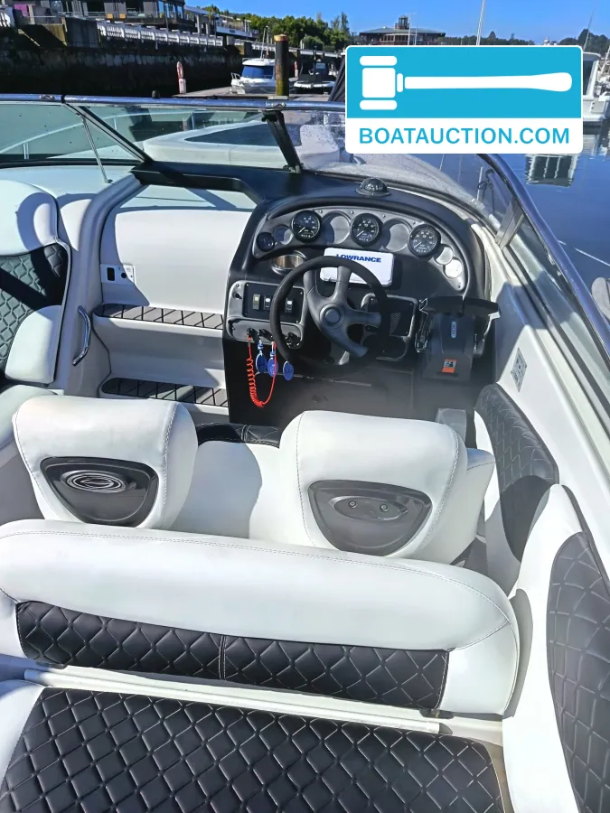Crownline 315 SCR usata in vendita