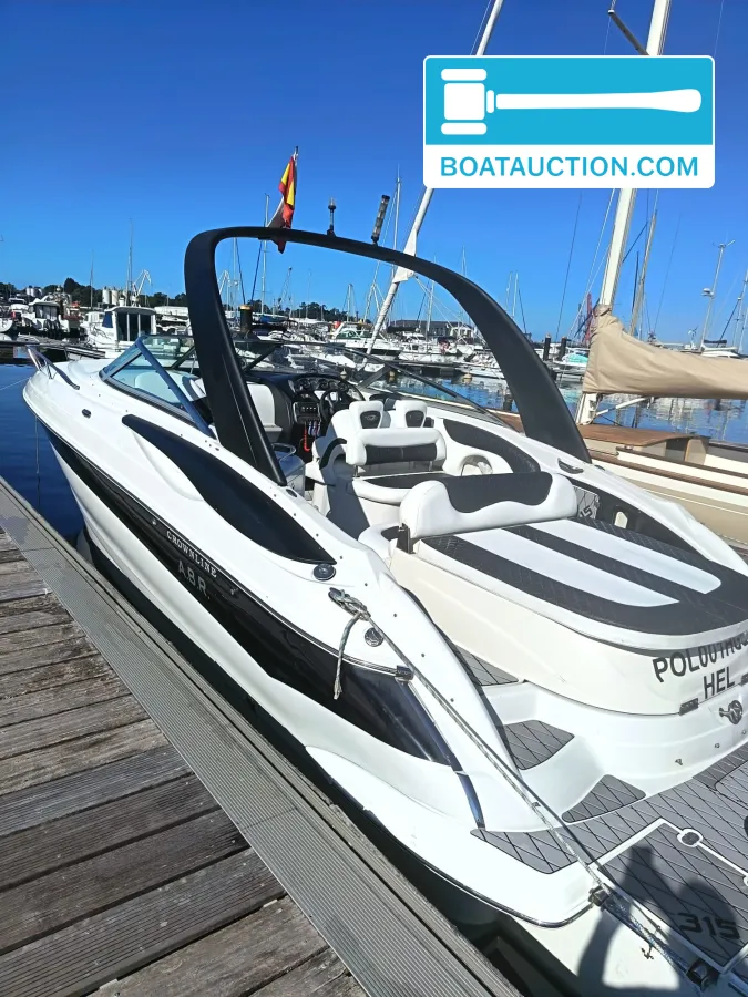 Crownline 315 SCR usata in vendita