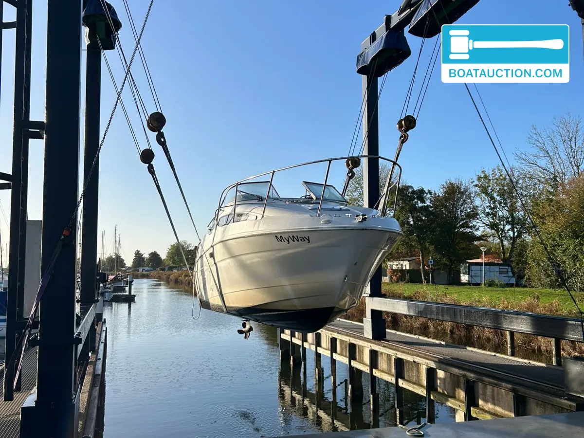 Bayliner 2355 usata in vendita