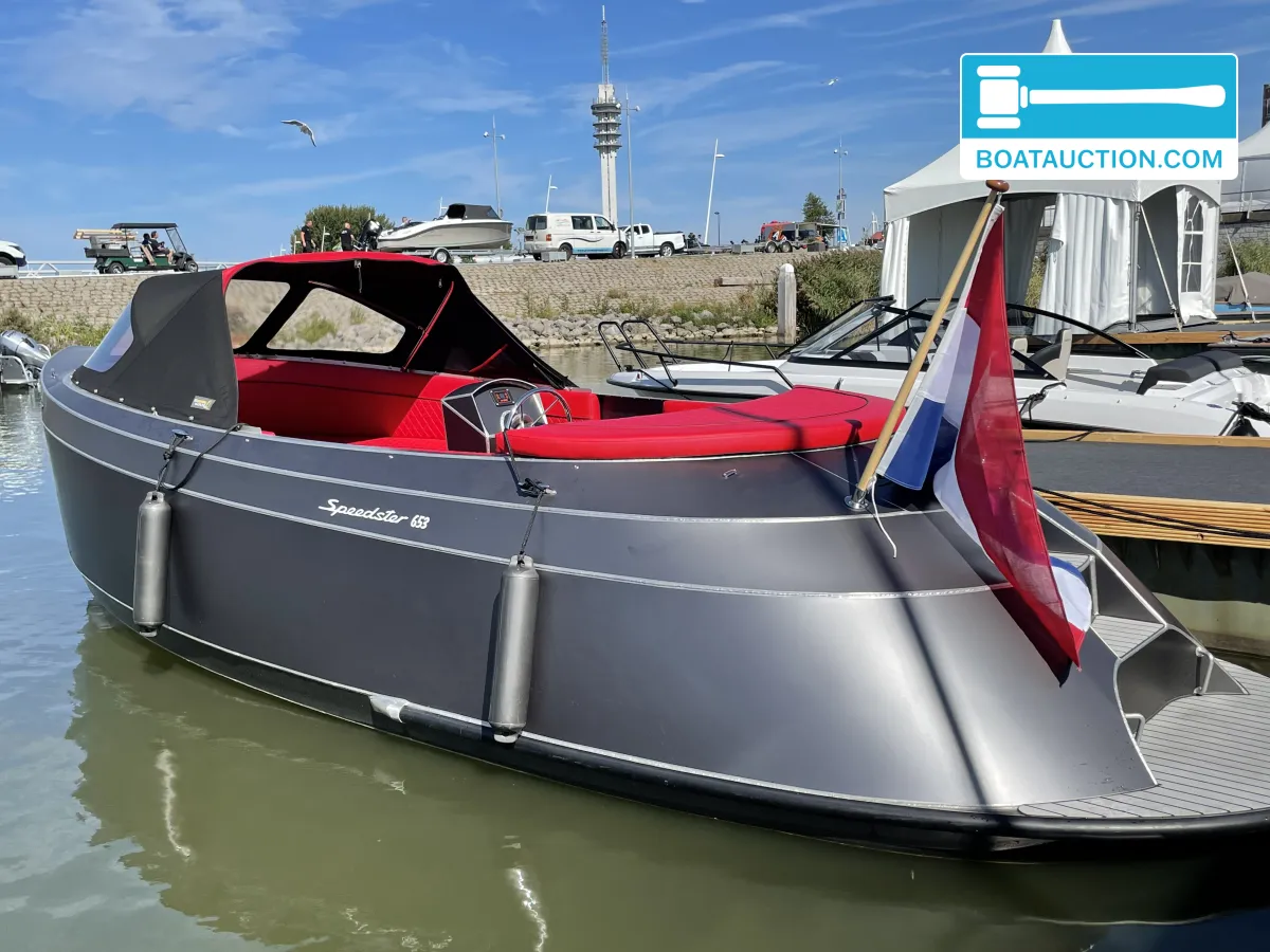 Speedster 653 usado à venda
