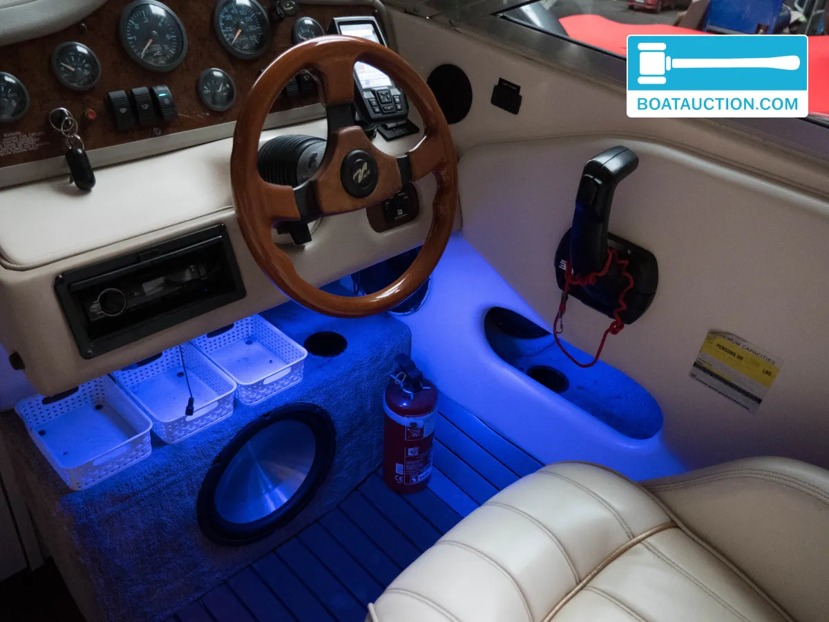 Sea Ray 200 Signature usata in vendita