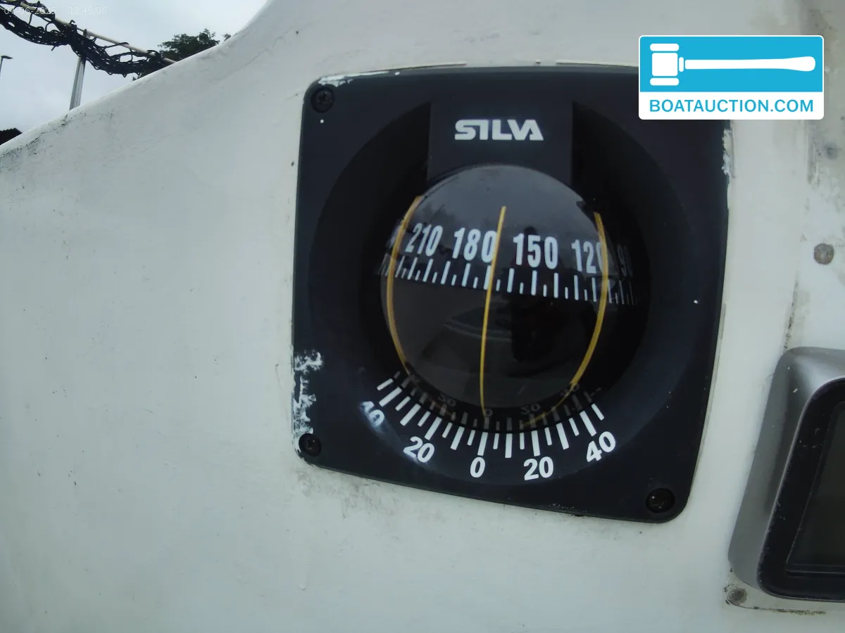 Helmsman 31 de segunda mano en venta