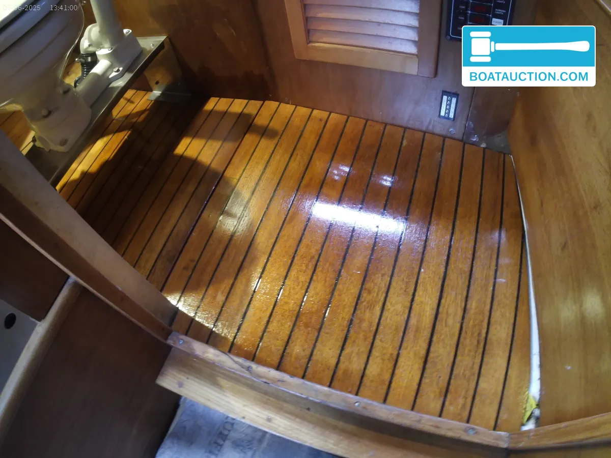 Helmsman 31 de segunda mano en venta