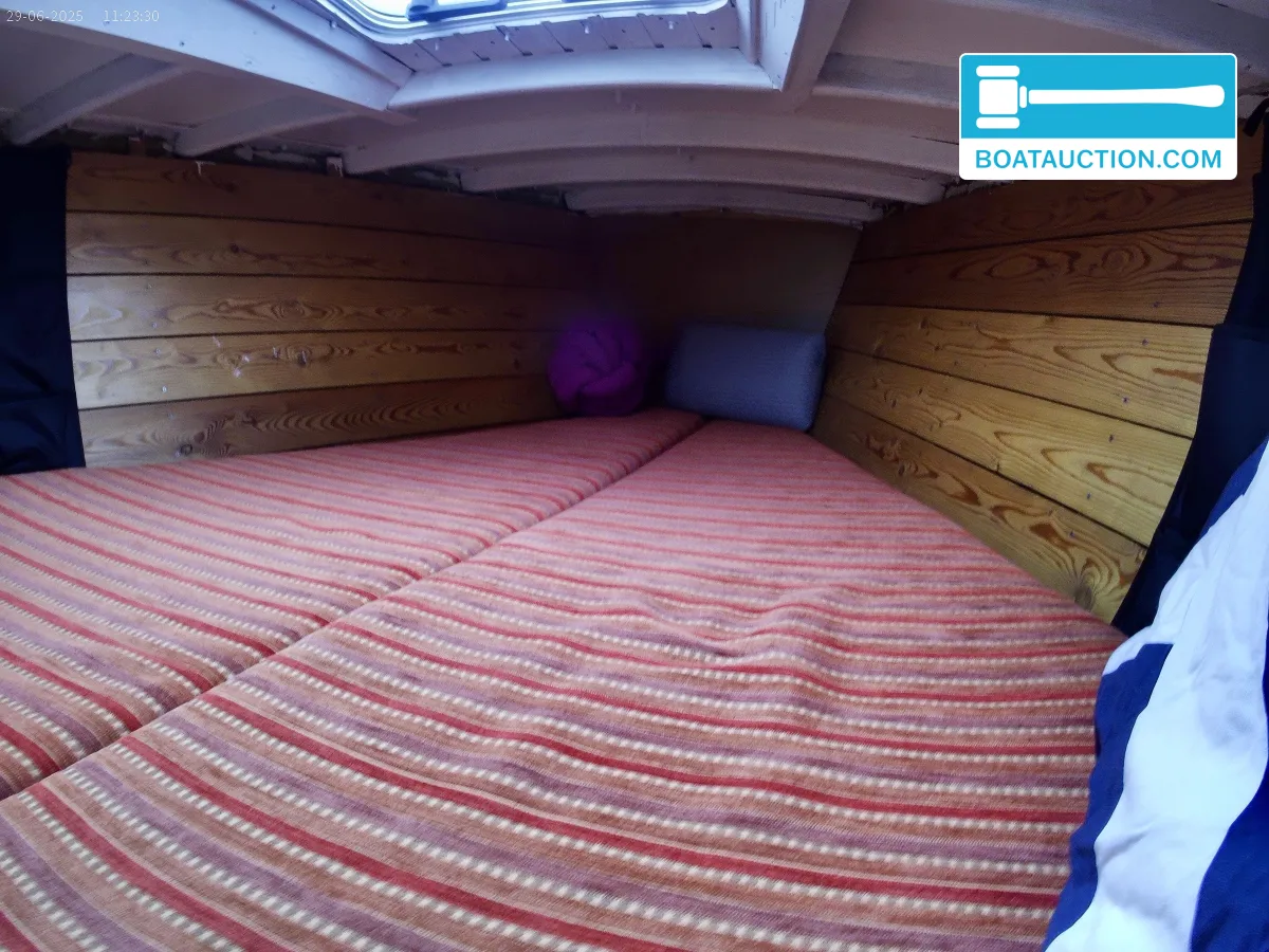 Helmsman 31 de segunda mano en venta