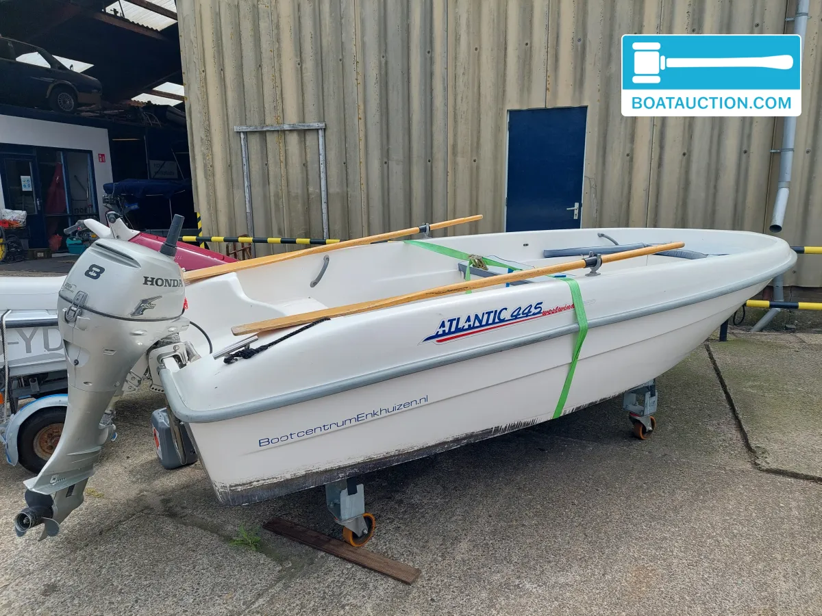 Atlantic 445 Westwind usado à venda
